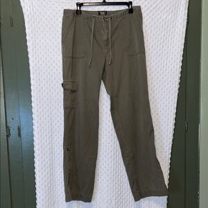 Eddie Bauer Women's Khaki Cargo Pants